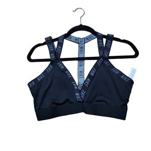 Nike black women's size large sports bra